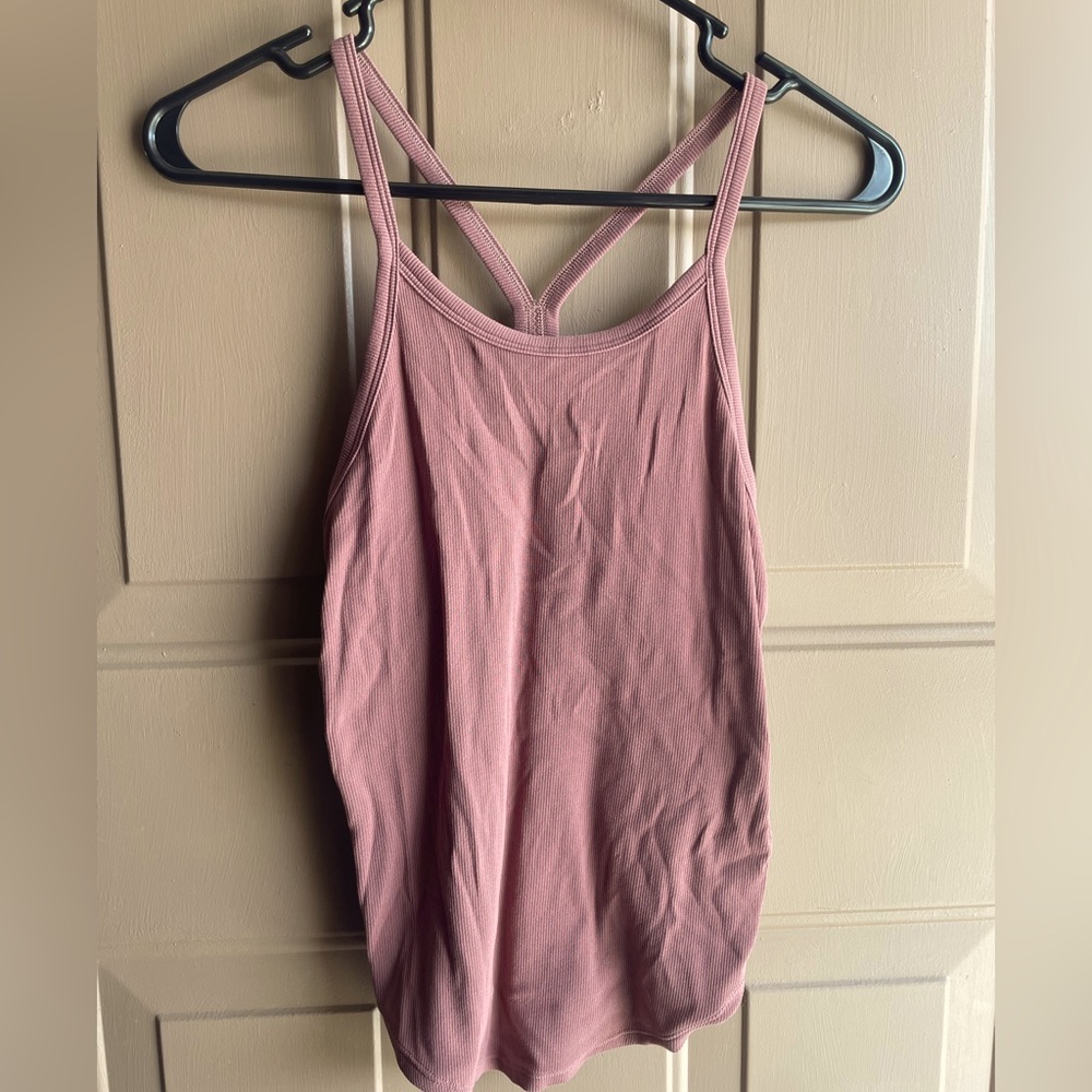 Lululemon tank